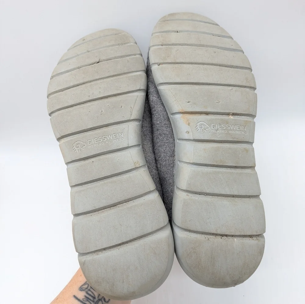 Giesswein Grey Wool Running Shoe 43